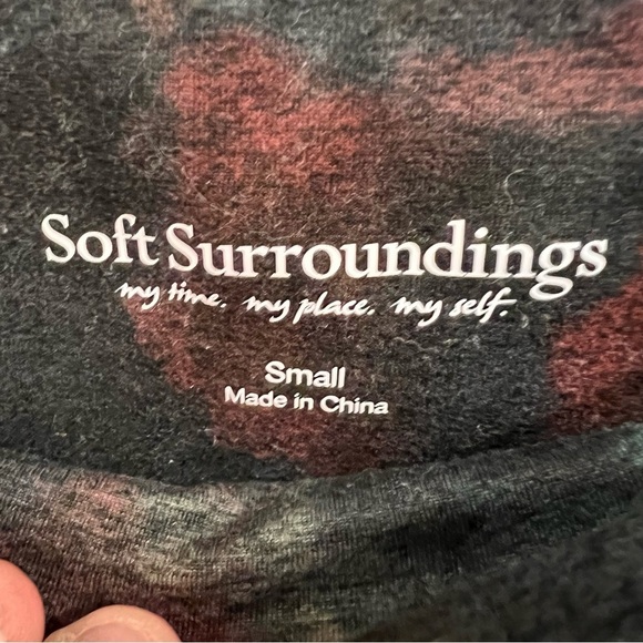 Soft Surroundings Women's Abstract Pants Star Slim Ankle size small - Picture 5 of 10